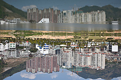 课代表哭着说别吵了｜无声抗议背后的教育启示：课代表哭泣的课堂管理智慧-1