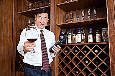 小莹与公翁圆房｜温馨圆房：传统与现代的浪漫融合之旅-1