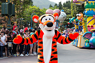 男人的困困进入女人的困困里｜男子误闯女宅引发关注，公共安全意识待加强-1