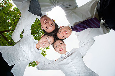 打扑克又叫又疼软件｜扑克乐园奇遇记：揭秘“又叫又疼”的智慧游戏世界-1