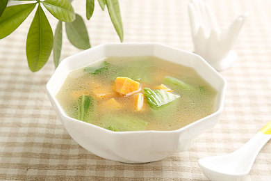 打白嫩秘 光屁屁女学生｜校园美容热：揭秘“打白嫩秘 光屁屁”青春困惑-3