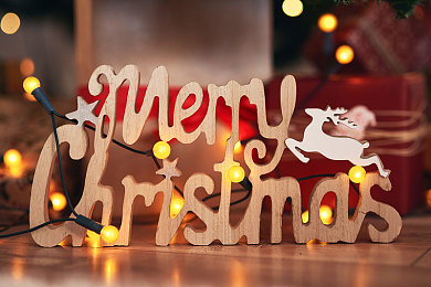 女教师大荫蒂毛茸茸｜隐私风波：女教师遭遇网络暴力，揭秘网络时代的隐私困境