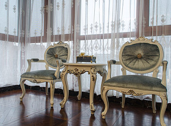 为了升职我请张行长吃饭｜职场升迁新策略：李明请行长吃饭，解锁人际关系与职业发展奥秘-1