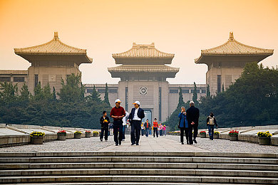 男人和女人一起差差差｜舞动差异，共创奇迹之旅-1