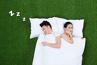 电子厂十六七岁的女孩子|青春汗水铸就电子梦:揭秘十六七岁女工的奋斗故事-1