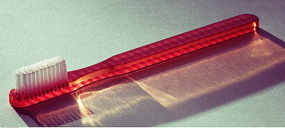 白丝被操｜“深夜暴力侵害事件震惊社会，警方全力追捕嫌疑人，呼吁加强治安保障民众安全”-2