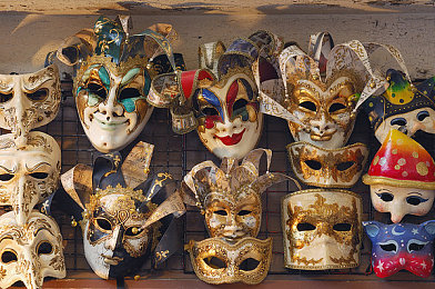 歪歪漫画官网｜歪歪漫画官网开启二次元奇幻之旅，海量资源与互动玩法等你探索-2