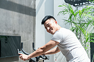 小黄游｜网络迷局解密：小黄游启示青少年身心健康护航之旅