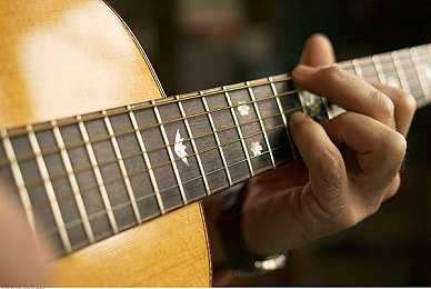 十八岁以下请勿观看免费网｜“网络净化，护航青春：警示标语唤醒社会共治意识”-1