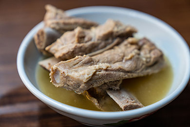 东北老太WWW｜东北老太的乡村正能量之旅-1