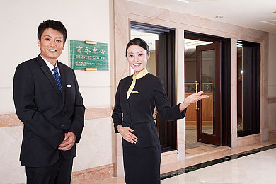 按摩师扒开小泬添我｜按摩行业乱象引发社会信任危机应如何整治-2