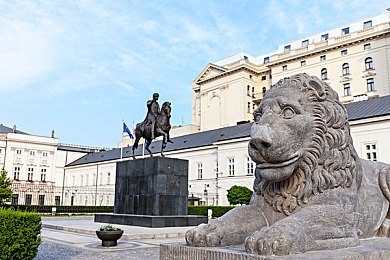 体育生被绑住秘 四肢取精｜青少年安全警钟敲响，黑暗产业链浮现-1