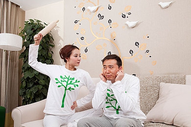 拍击挨打网站｜轻松减压新选择：“拍击挨打”网站趣味互动游戏体验