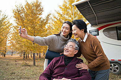 国产成人电影|性观念新潮流,成年影像的新探索与挑战-2