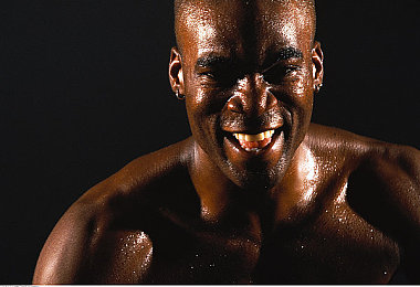 julia跟四个黑人是哪部｜黑豹：跨越种族的友谊，打造银幕传奇-1