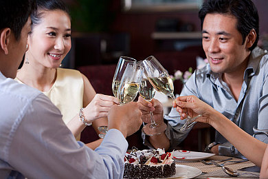 男 按摩师 推油 高 潮｜男性按摩师：解锁身心愉悦的“油”秘密-1