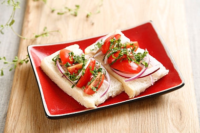 日本护士裸体献身病人｜日本护士裸体护理病患引发伦理争议，职业压力问题引社会深思-1