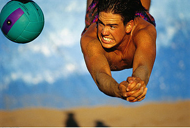 美女直播打扑克软件|直播新潮流:美女打扑克APP走红,揭秘其背后社会现象与影响-1