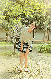 张柏芝在看夜色我在看她｜“星光璀璨夜色下，张柏芝私享宁静引发隐私界限热议”-2