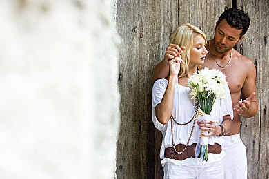 娇妻供领导们玩弄｜权力滥用阴影下：娇妻沉冤得雪，正义终将降临-1