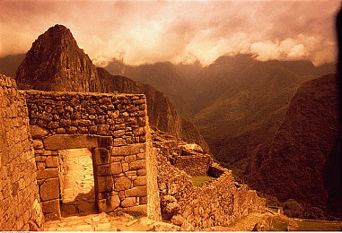 91爆料黑瓜吃料入口|明星失误风波:仪态文明,形象至上-1