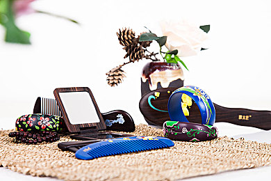 老师让我吃她胸 摸她奶动态｜师生伦理边界：反思“胸奶动态”警示录-1