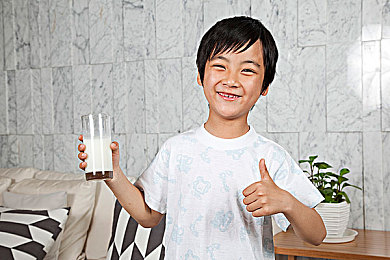 黄色色情软件免费下载|青少年猖獗接触色情内容引发社会关注-1