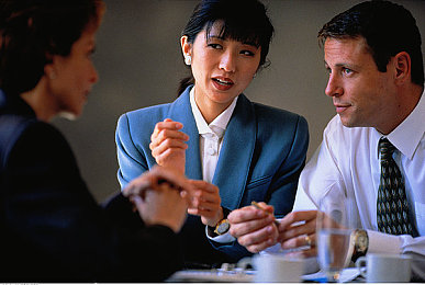 天天看天天爽｜新媒体盛宴：信息消费新时代，“天天看天天爽”现象解析-2