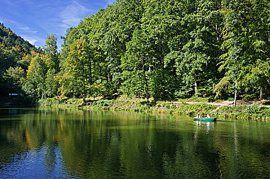 18 视频   动漫软件｜动漫盛宴，18视频畅享无限精彩-1