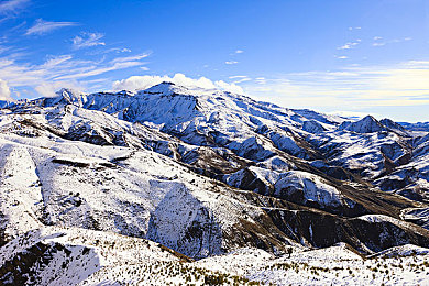 公车上拨开内裤进入青少年｜公交车惊现“内衣门”，法律意识亟待强化-2