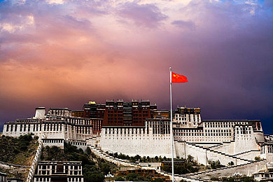 真实乱偷全部视频｜视频宝藏库，智能推荐畅享观影新体验-1