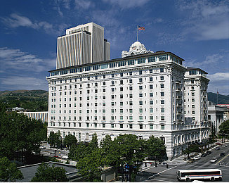 黄色应用3.0｜科技浪潮下的“黄3”：便捷与隐忧的社交探索-1