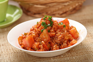 91黑料|探秘“91黑料”:娱乐八卦新阵地,轻松幽默尽享欢乐时光-1