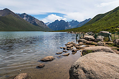 KTV男鸭18Gay1069｜娱乐界奇才18Gay1069：KTV男鸭的璀璨星光-1