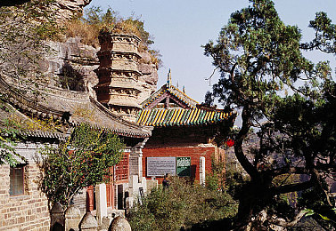 污污app|网络污染警示:严打“污污app”,共建清朗网络空间-2