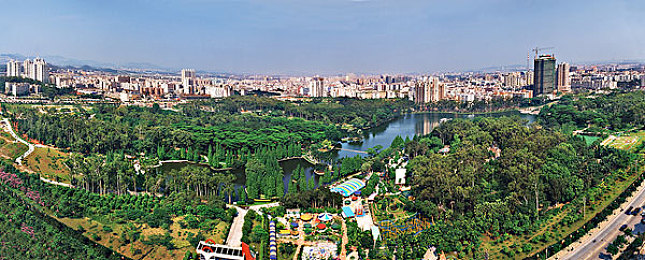 卡一卡二卡三｜智能娱乐新篇章：“卡一卡二卡三”，开启家庭影院新体验