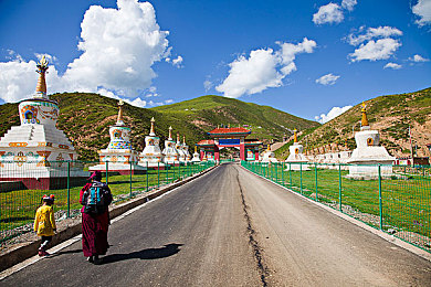 台北娜娜taipei糖心洗衣机|台北娜娜“糖心”洗衣机创新亮相,引领家电时尚潮流与环保革命-1