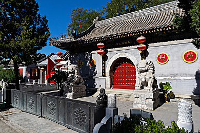 黄色下载并安装｜网络平台黄色内容下载事件引发社会关注：隐私泄露、青少年成长受威胁，监管漏洞亟待修复-2