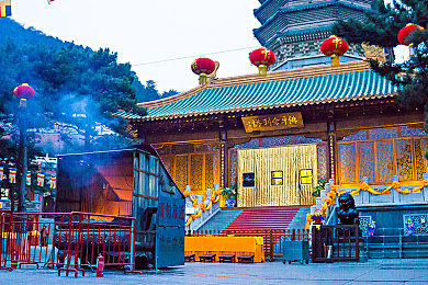 kTV男鸭18Gay1069｜KTV新宠“男鸭18Gay1069”：欢歌笑语，尽享娱乐盛宴