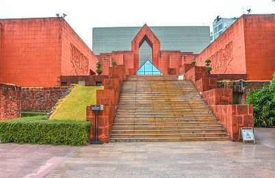 白桃svk|白桃SVK视听盛宴:开启家庭娱乐新篇章,尽享高清个性化视听体验-1