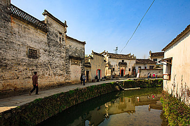 黑人巨大｜黑人大爆发：挑战极限，共创辉煌-1