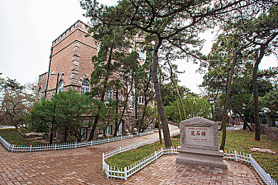 动漫人物打扑克｜动漫扑克狂欢，角色互动盛宴-2