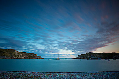 大肉大捧一进一出好爽APP|“趣味社交APP引发道德争议:大肉大捧一进一出好爽,是潮流新宠还是道德沦丧温床?”-2