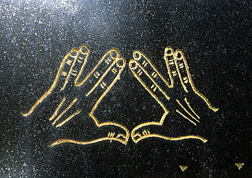 黑料不打烊肾虚十六连|舆论风暴中的明星道德与公众责任游戏-3