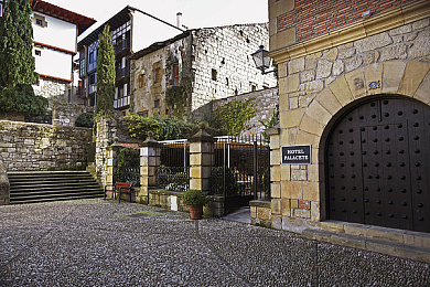 美女裸身APP|裸图盛宴,互动畅享——揭秘“美女裸身APP”独特魅力-3