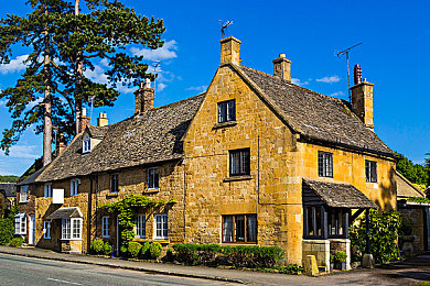 魅影看b站直播可以吗手机|手机直播新境界,魅影B站体验揭秘:画面流畅,互动无限-1