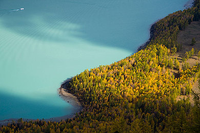 男生把小困困进男生困里电视剧｜谜影重重：揭秘男生宿舍的悬疑之谜-3