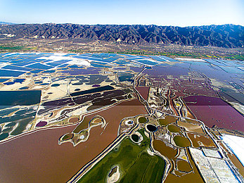 歪歪漫画免费观看登录界面弹｜“便捷探秘二次元，歪歪漫画一键开启阅读盛宴”-3