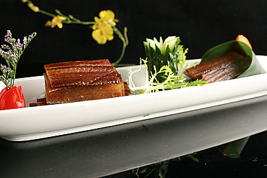 三上悠亚被婬辱の教室XXX｜保护女性权益，唤起社会共鸣之战-2