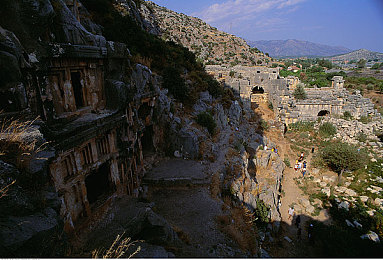 JuliaAnn色情成人片｜成人影片演员Julia Ann引发的社会文化热议